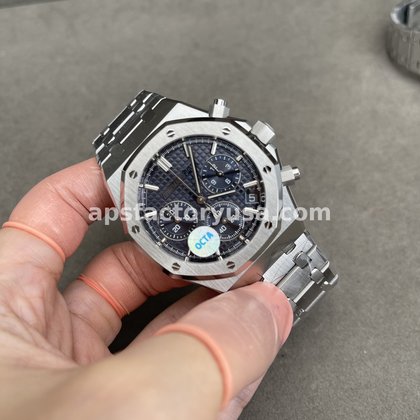 QC photographs, Royal Oak Chronograph 26240ST, blue dial, 8 frames